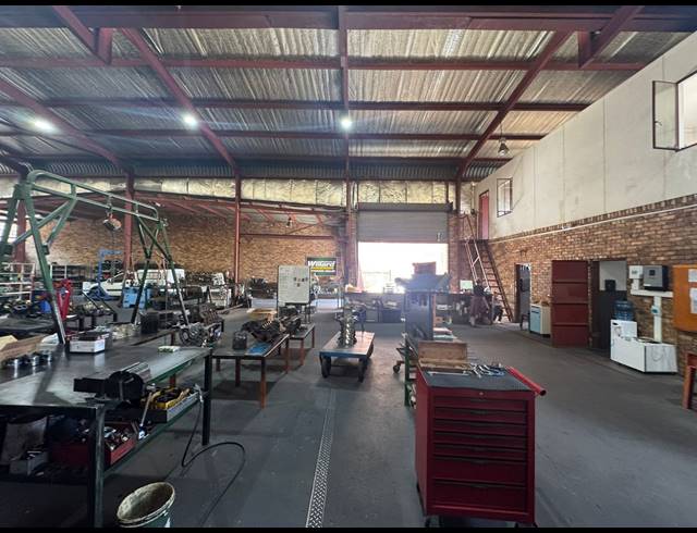 800M² WAREHOUSE TO LET IN PRETORIA WEST